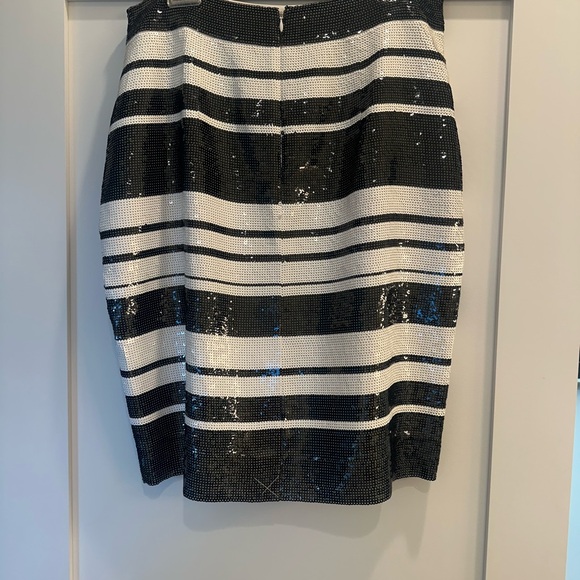 Kate Spade Fun Sequined Black & White Striped Skirt (Size 14) - Picture 2 of 4